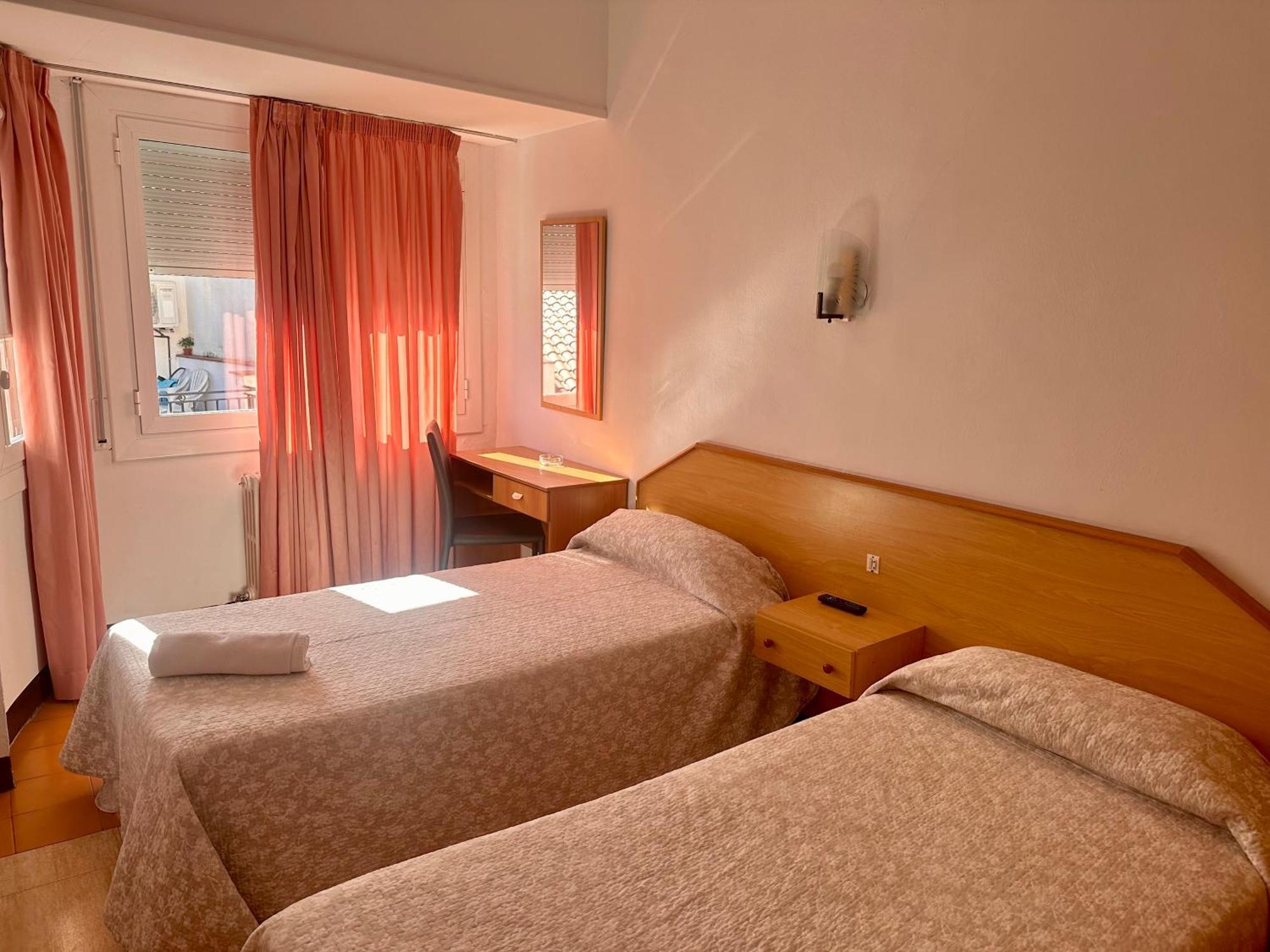 Can Setmanes By Cozycatalonia Blanes Exterior photo